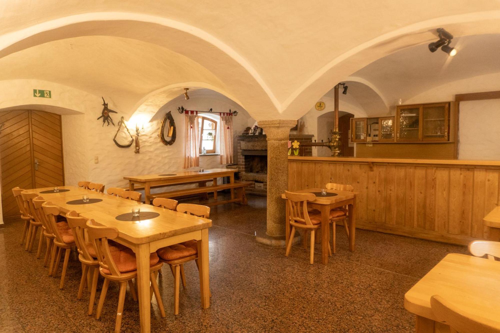 Landgasthof - Braukeller - Fattigau Oberkotzau 外观 照片